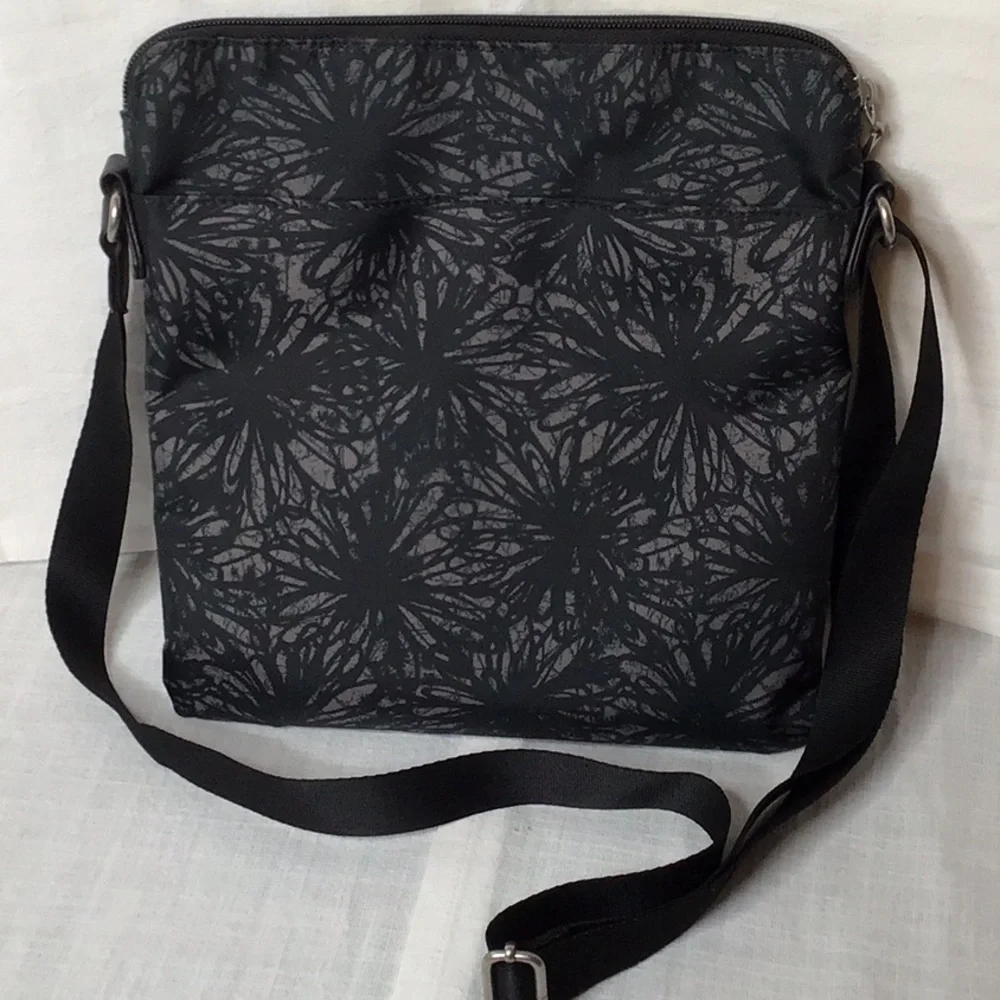 Baggallini Go Bagg Black with Gray Midnight Blossom Crossbody Messenger Bag